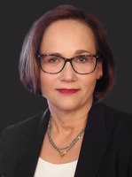 Dipl.-Kffr. Claudia Schürmann-Schütte Dipl.-Kffr. Claudia Schürmann-Schütte