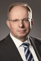 Dipl.-Kfm. Jürgen Strack Dipl.-Kfm. Jürgen Strack